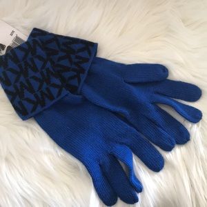 NWT Blue Michael Kors Gloves OS